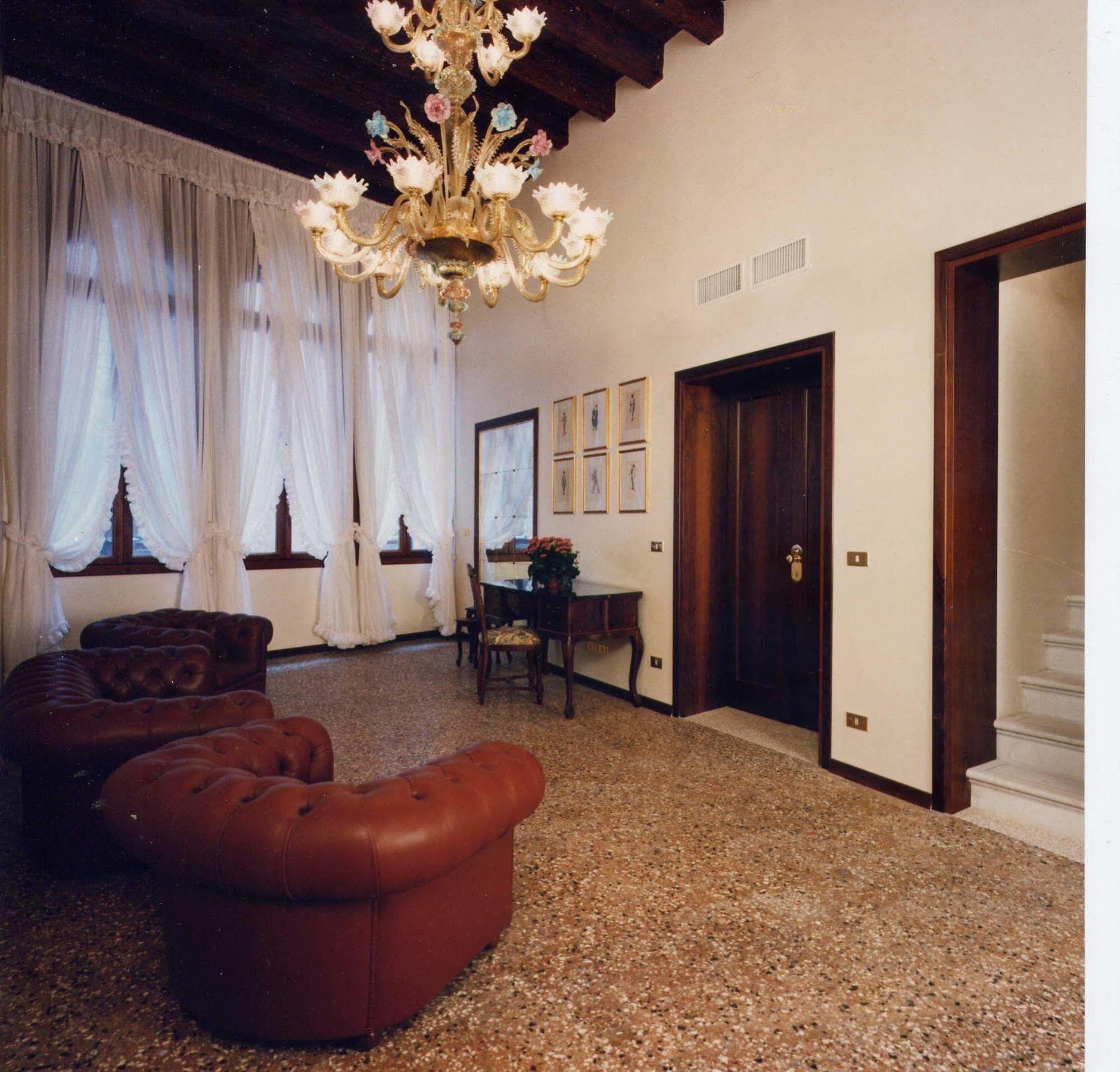 Hotel Piccola Fenice Венеция Интерьер фото